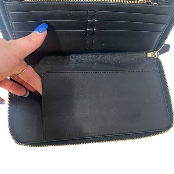 $490 Givenchy Black Saffiano Leather Rottweiler Zip Around Wallet Unisex - Picture 10 of 15